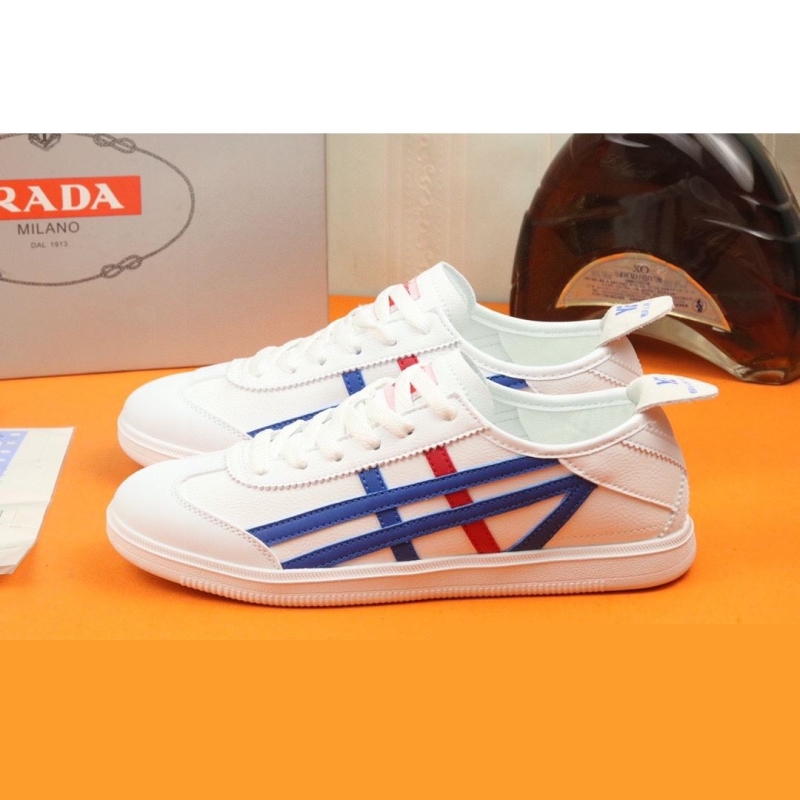 Pra*a casual shoes